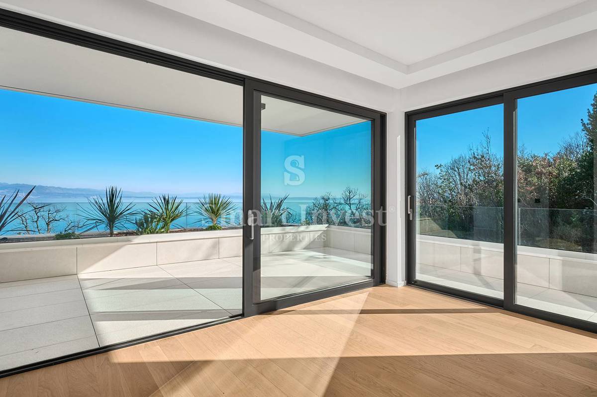 OPATIJA, novo luksuzno stanovanje z bazenom in vrtom