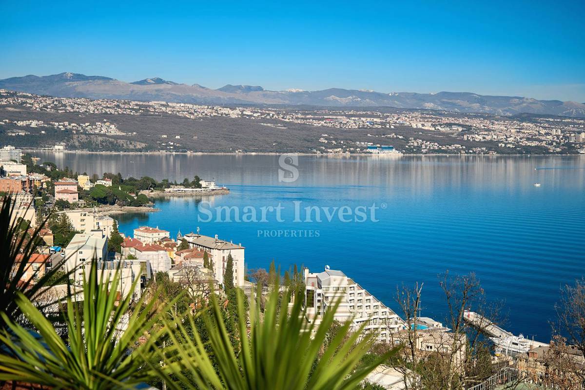 OPATIJA, novo luksuzno stanovanje z bazenom in vrtom