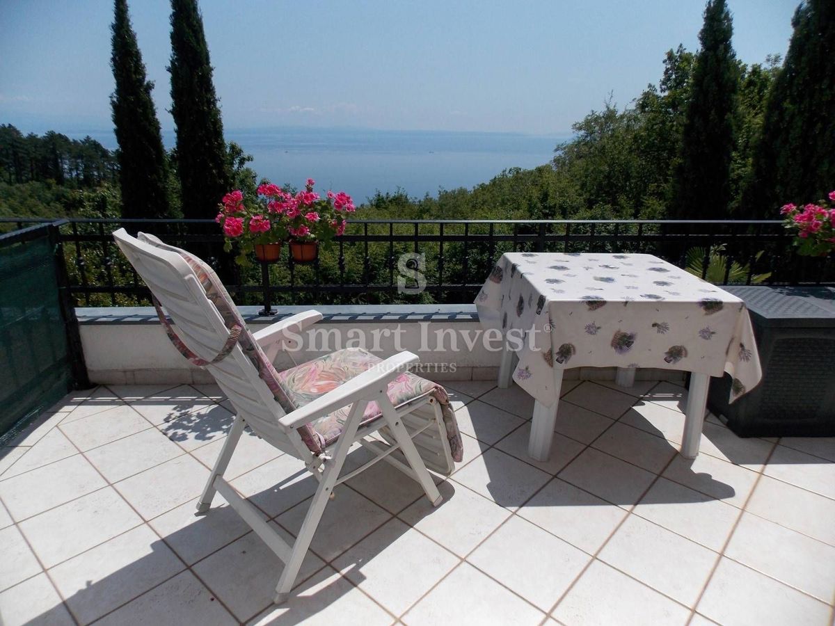 OPATIJA - VEPRINAC, dvojček z pogledom na morje