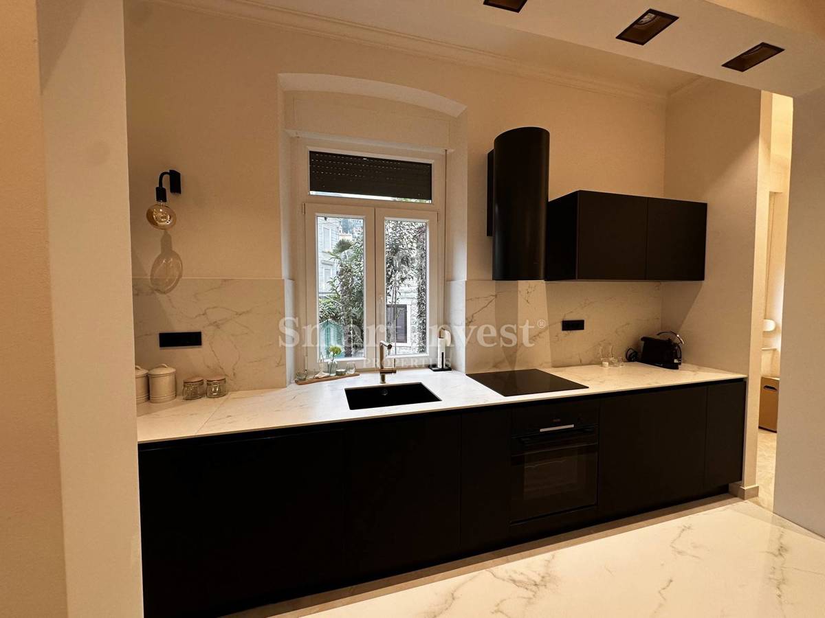 OPATIJA - CENTER, prenovljeno stanovanje blizu morja