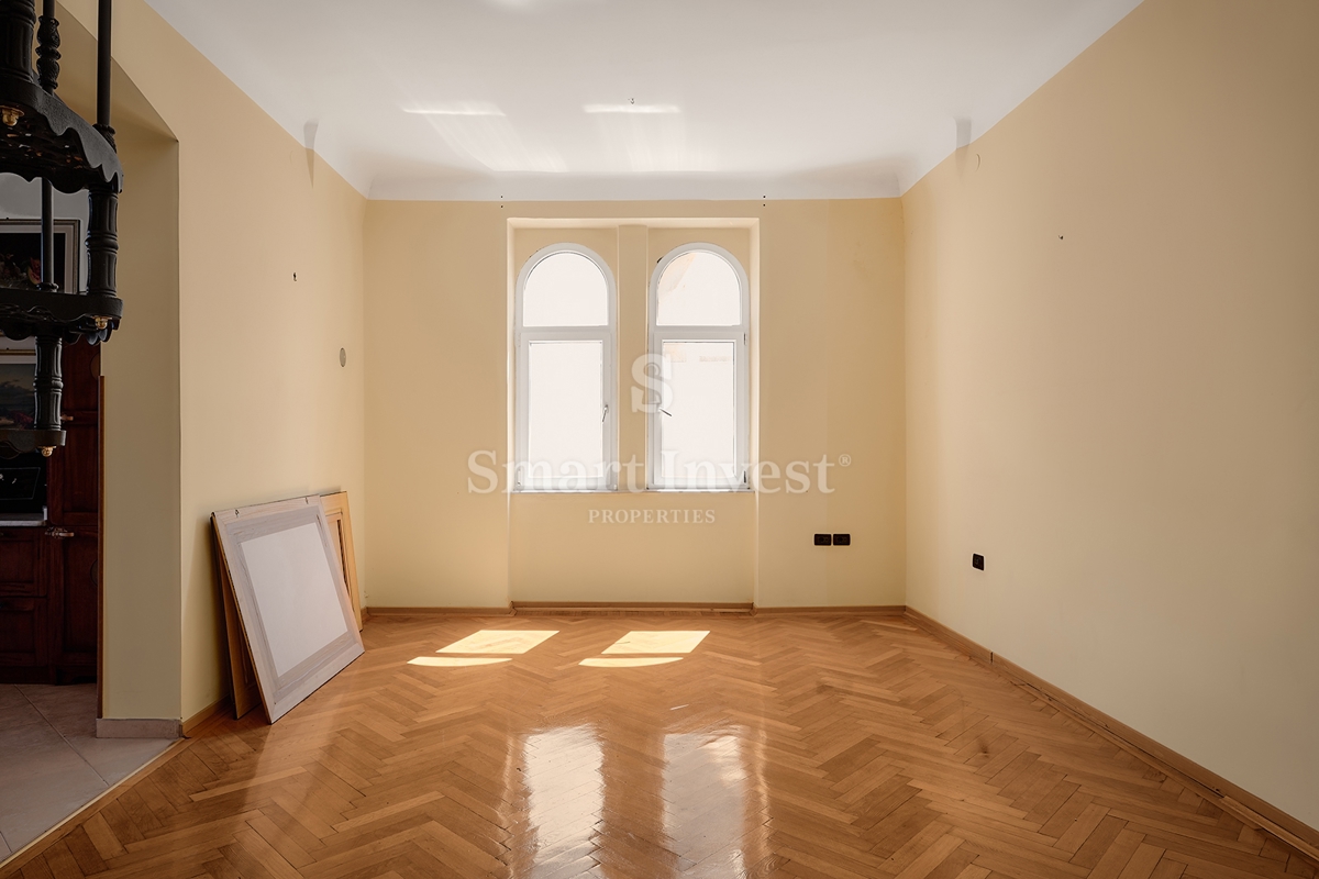 OPATIJA - CENTER, stanovanje 189 m2 s pogledom na morje in parkingom