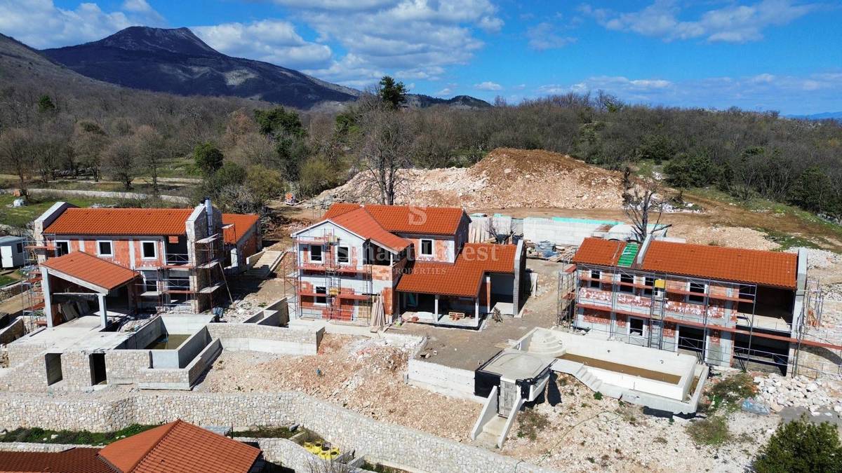 OPATIJSKA RIVIERA, edinstven kompleks vil na 54.000 m2