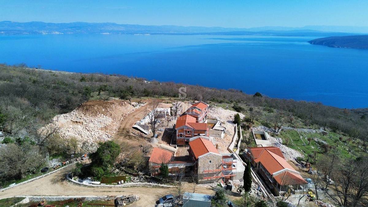 OPATIJSKA RIVIERA, edinstven kompleks vil na 54.000 m2