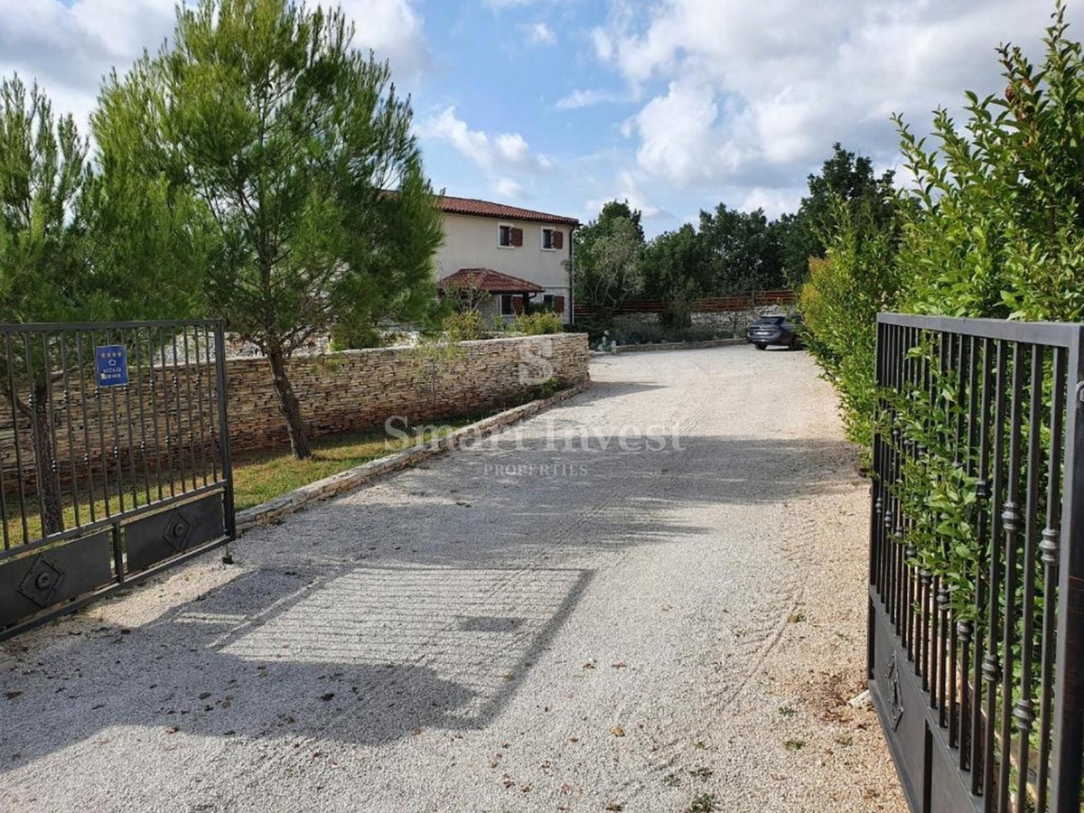 Hiša Vodnjan, 200m2