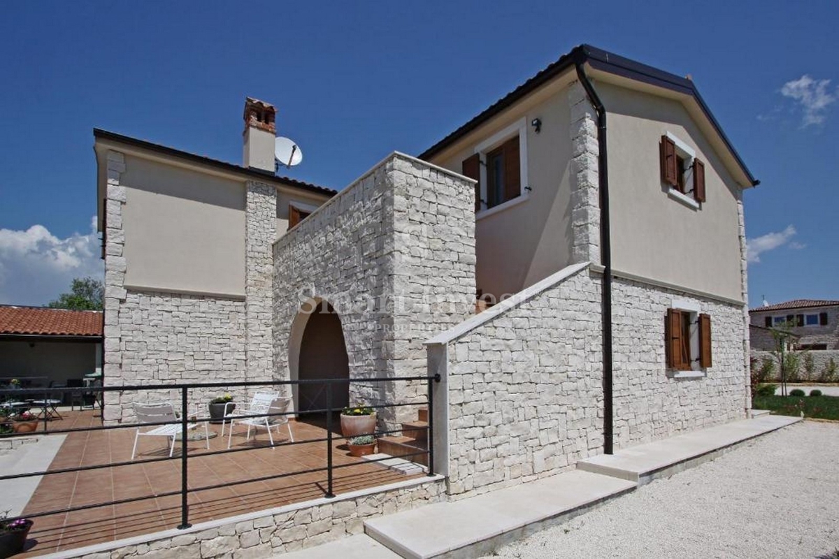 Hiša Vodnjan, 200m2