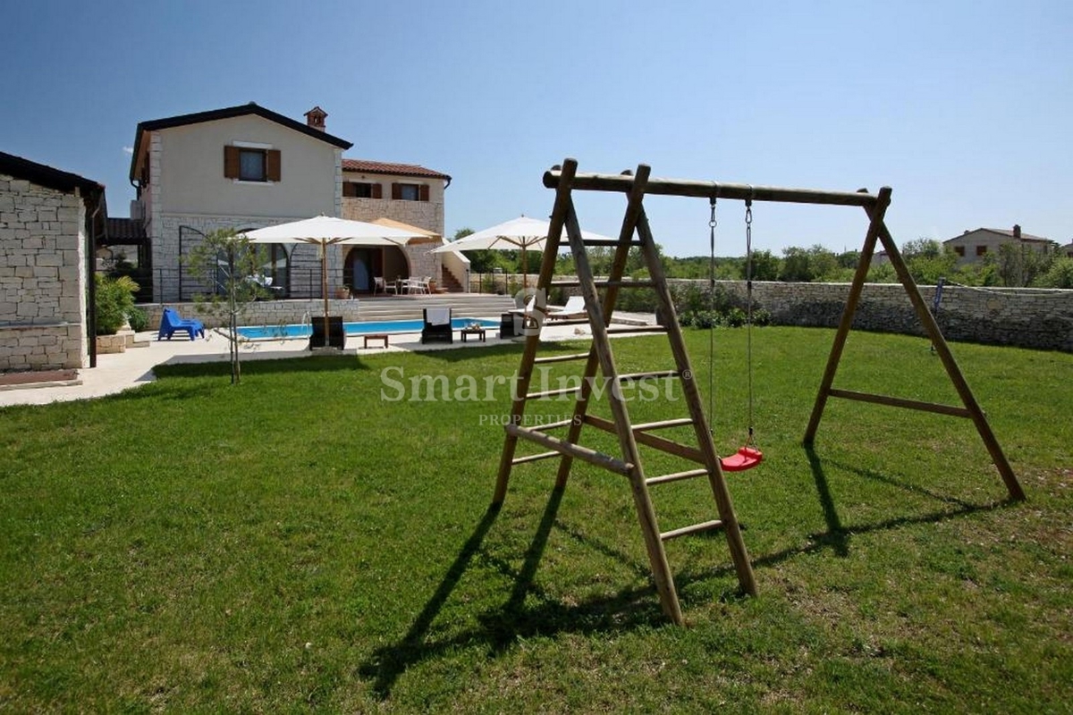 Hiša Vodnjan, 200m2