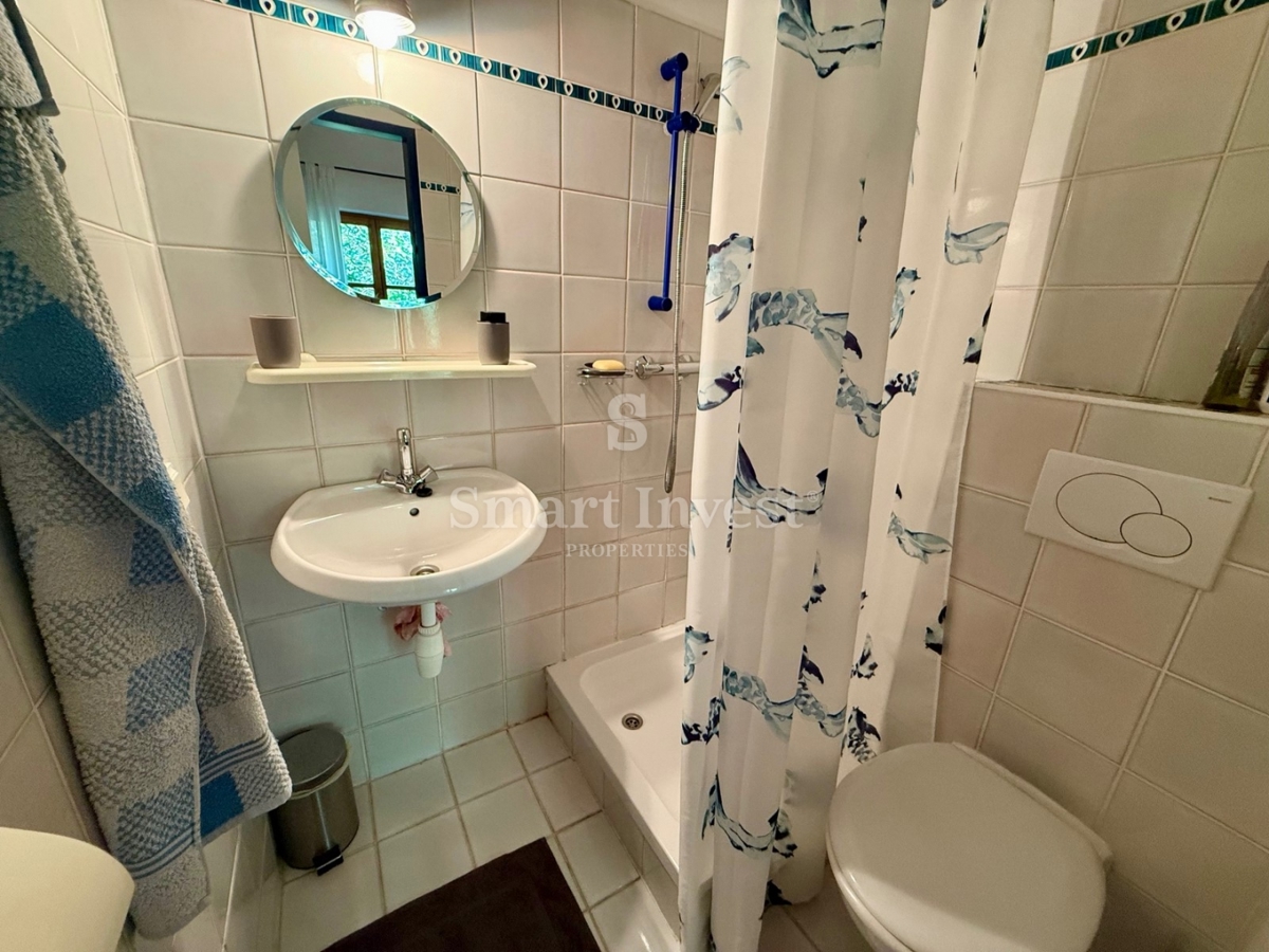 OPATIJA - VEPRINAC, polsamostojna hiša s pogledom na morje