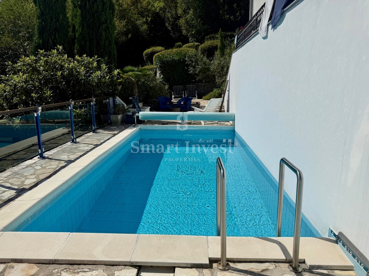 OPATIJA - VEPRINAC, polsamostojna hiša s pogledom na morje