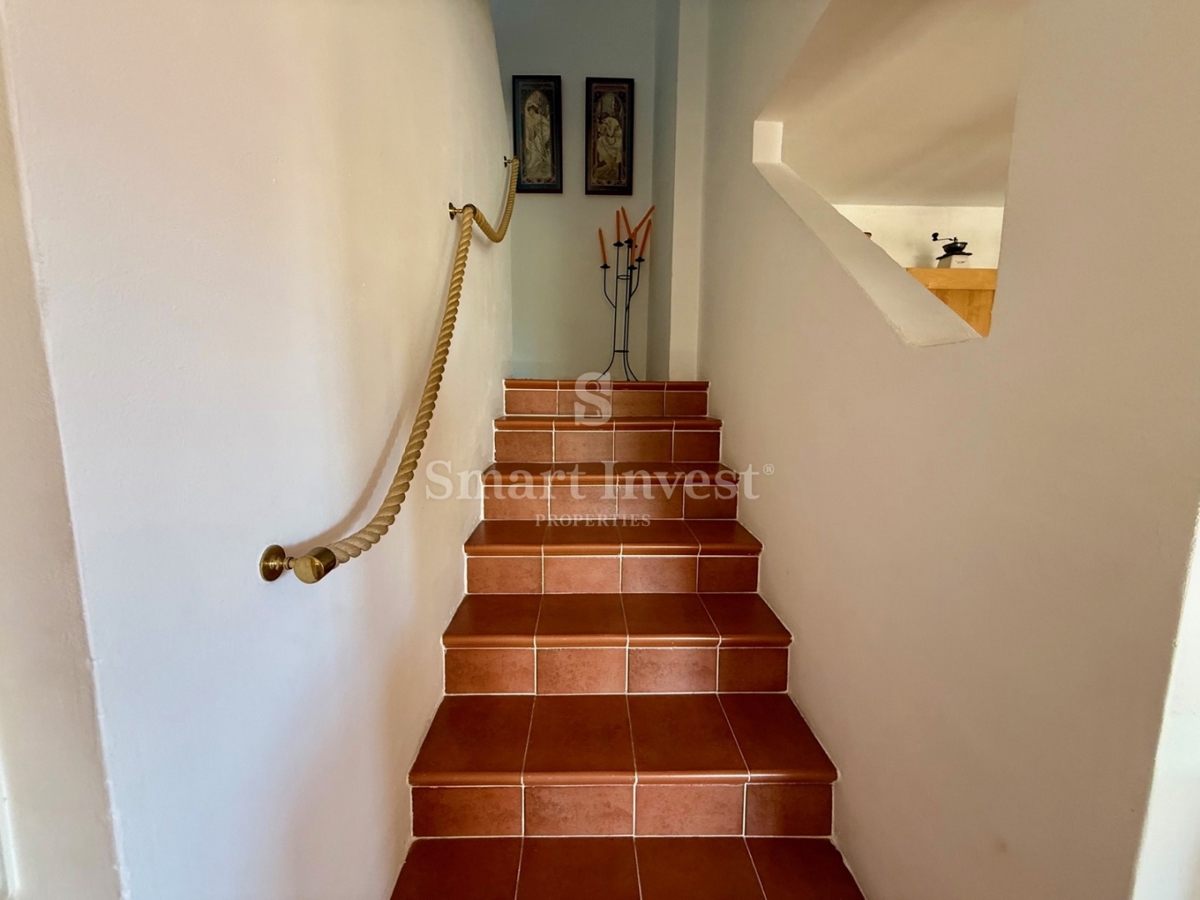 OPATIJA - VEPRINAC, polsamostojna hiša s pogledom na morje