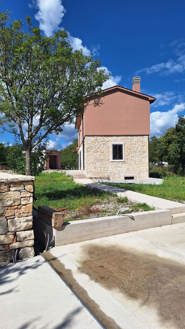 ISTRA, mešanica tradicije in modernega oblikovanja, 7 km od morja