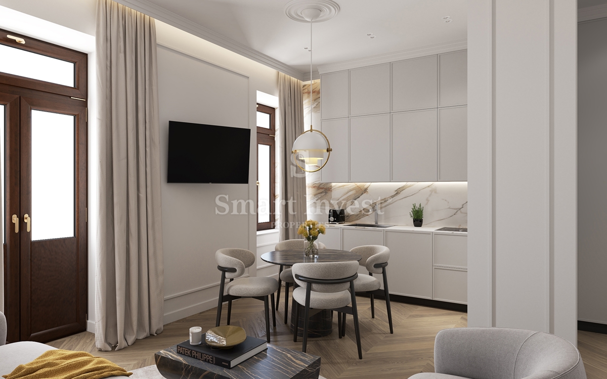 OPATIJA, luksuzno stanovanje z balkonom v stari vili blizu morja