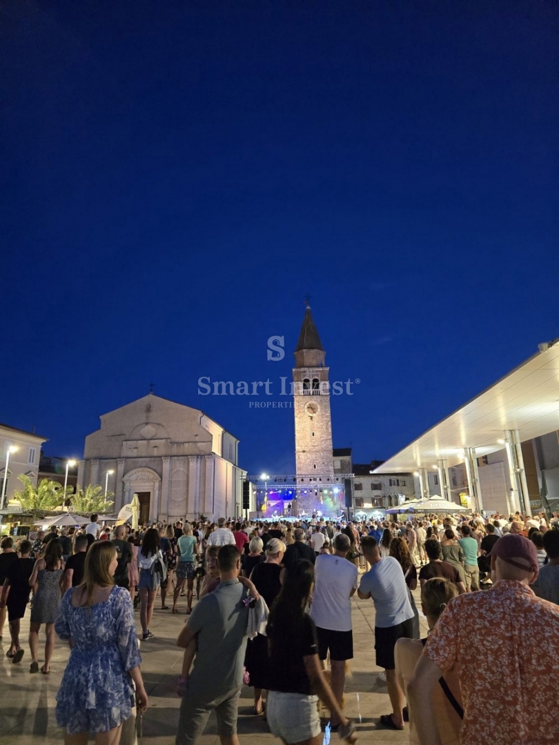 ISTRA - UMAG, prenovljeno in opremljeno 2-sobno stanovanje v centru