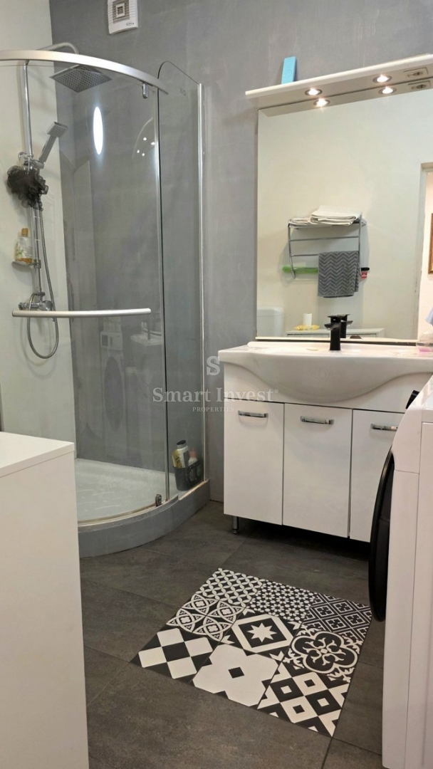 ISTRA - UMAG, prenovljeno in opremljeno 2-sobno stanovanje v centru