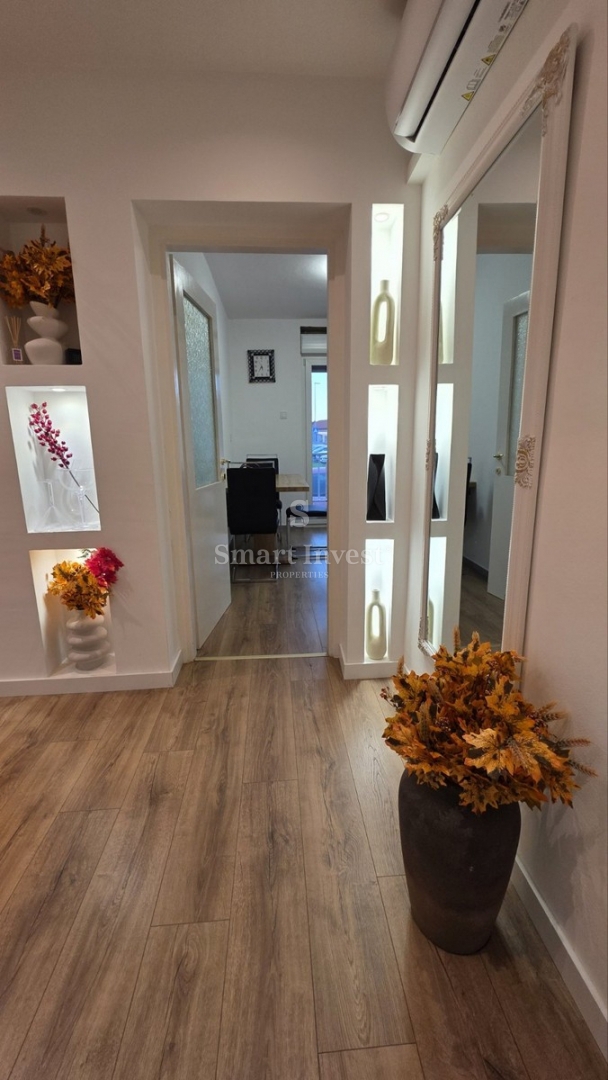 ISTRA - UMAG, prenovljeno in opremljeno 2-sobno stanovanje v centru