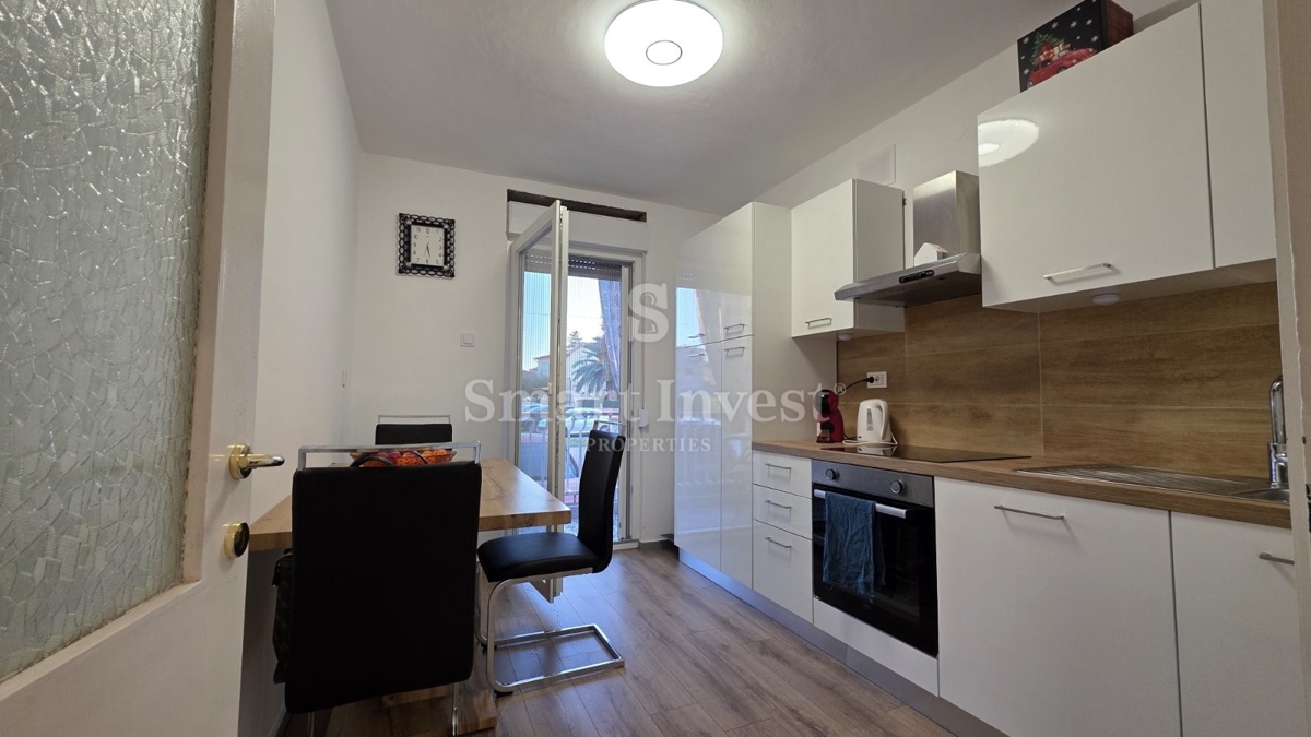 ISTRA - UMAG, prenovljeno in opremljeno 2-sobno stanovanje v centru