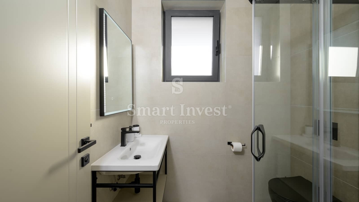 ISTRA - SVETVINČENAT, nova moderna vila z ogrevanim bazenom