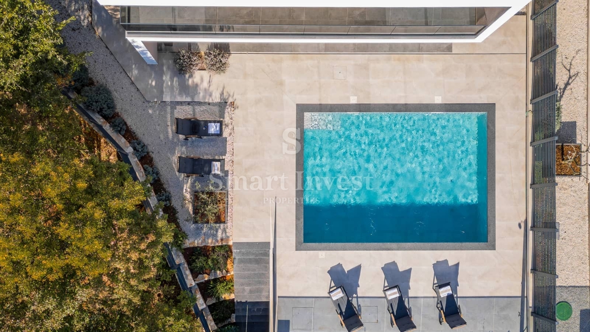 ISTRA - SVETVINČENAT, nova moderna vila z ogrevanim bazenom