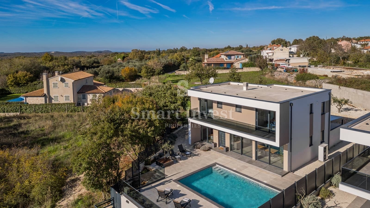 ISTRA - SVETVINČENAT, nova moderna vila z ogrevanim bazenom