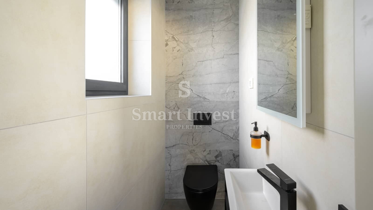 ISTRA - SVETVINČENAT, nova moderna vila z ogrevanim bazenom