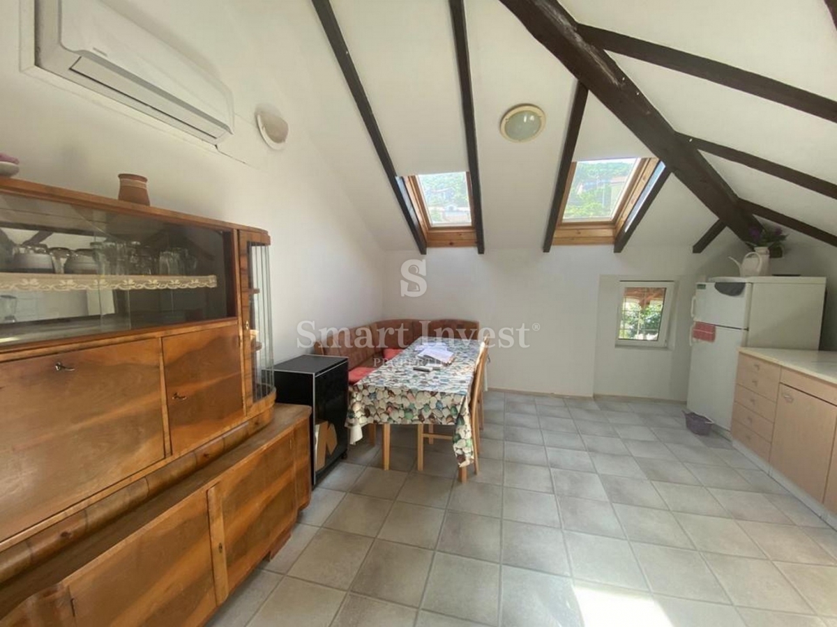 OPATIJA - CENTER, prostorno stanovanje v bližini morja