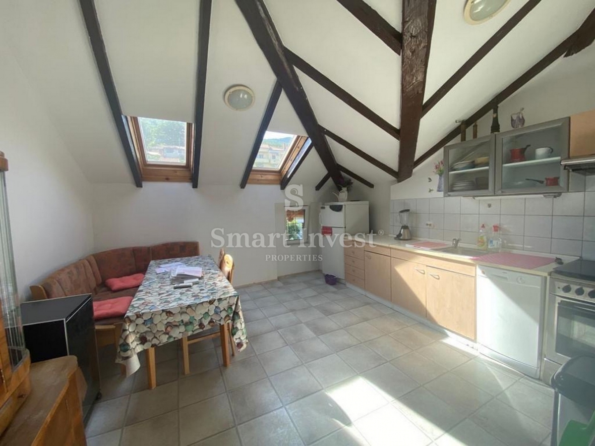 OPATIJA - CENTER, prostorno stanovanje v bližini morja