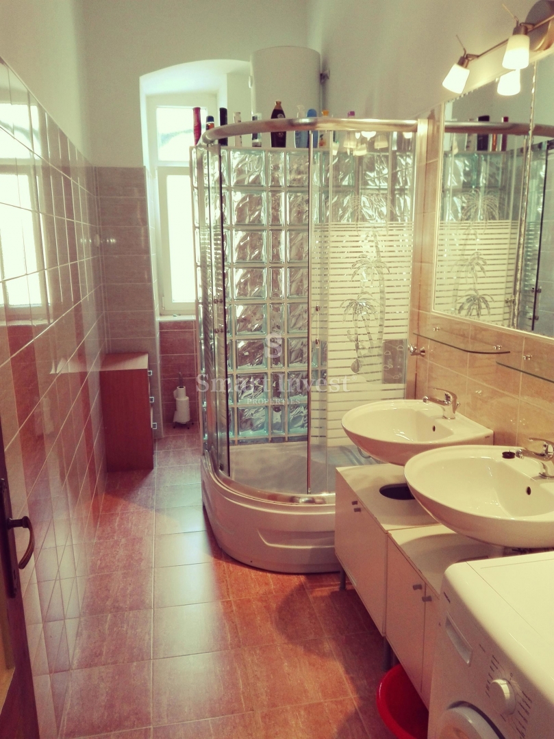 RIJEKA - CENTER, stanovanje z balkonom na atraktivni lokaciji