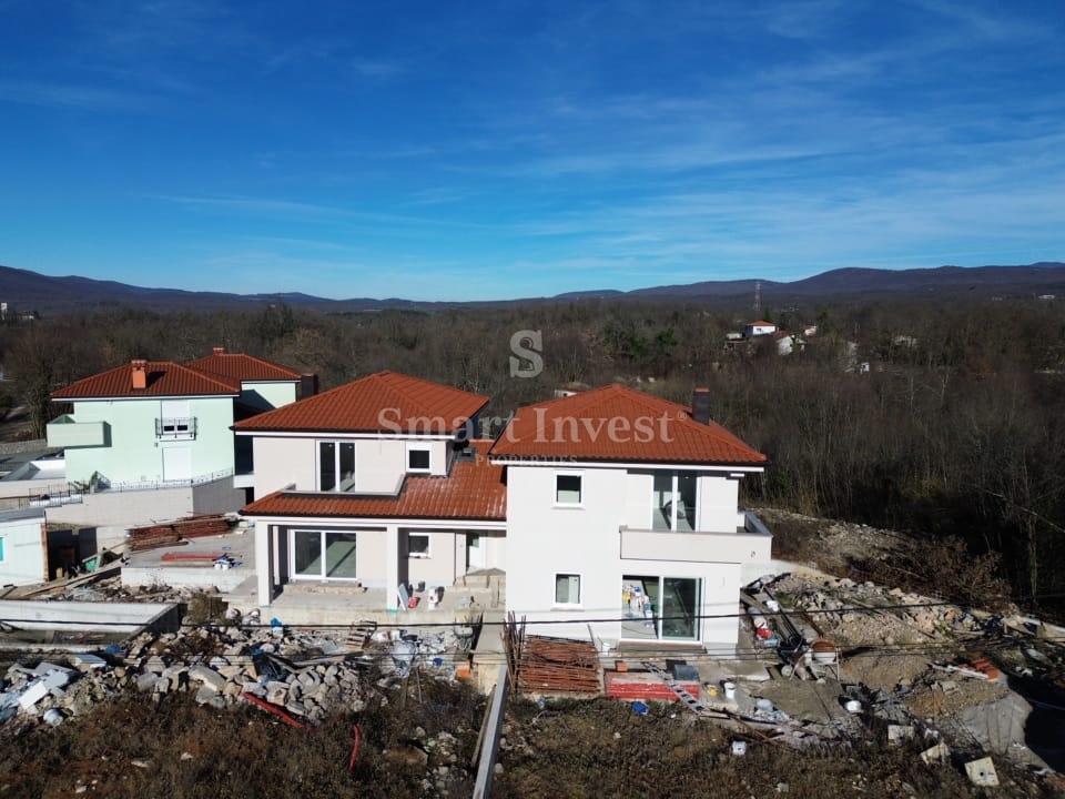 Hiša Mučići, Matulji, 230m2