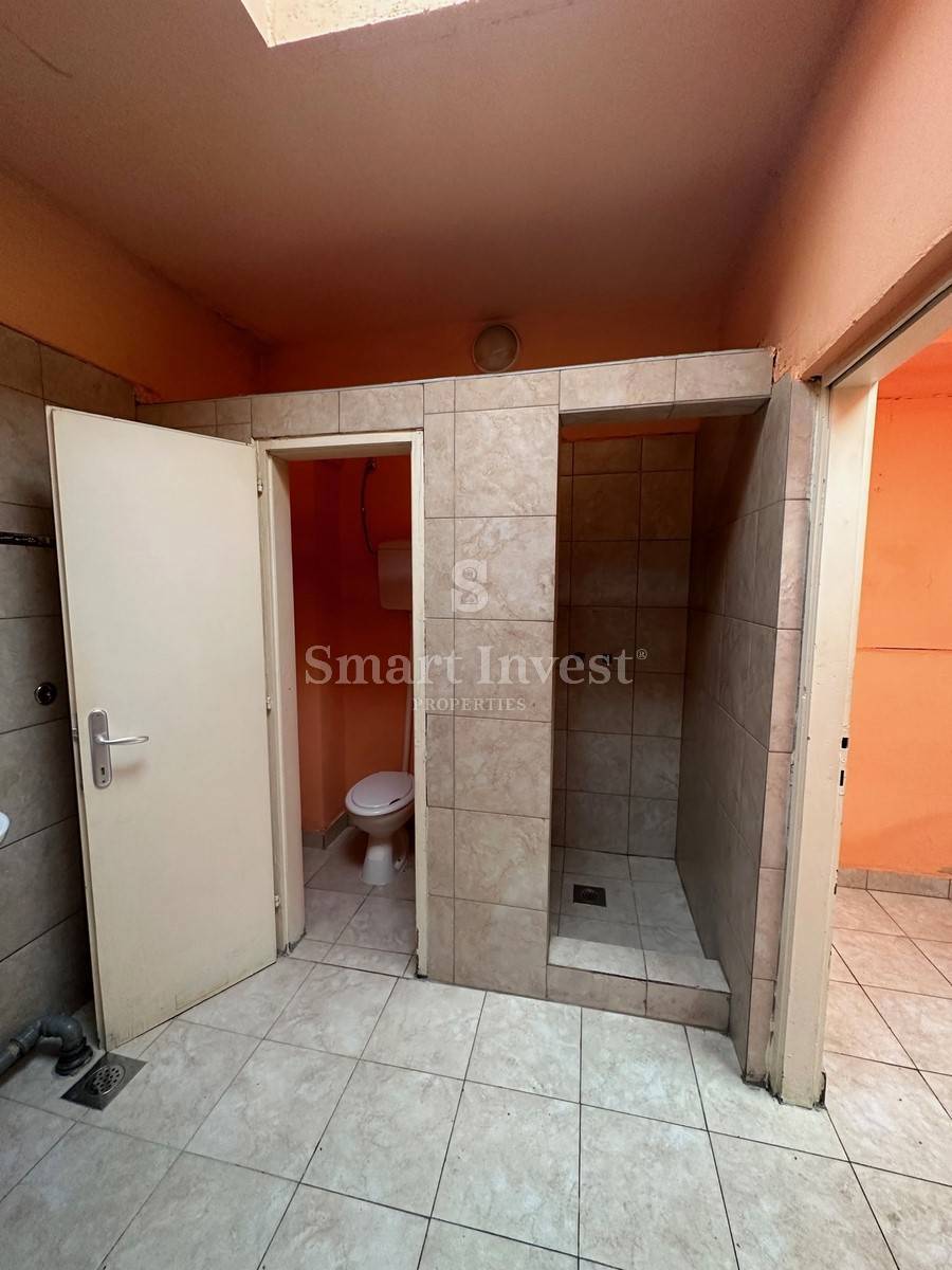 RIJEKA - KANTRIDA, poslovno skladiščni prostori