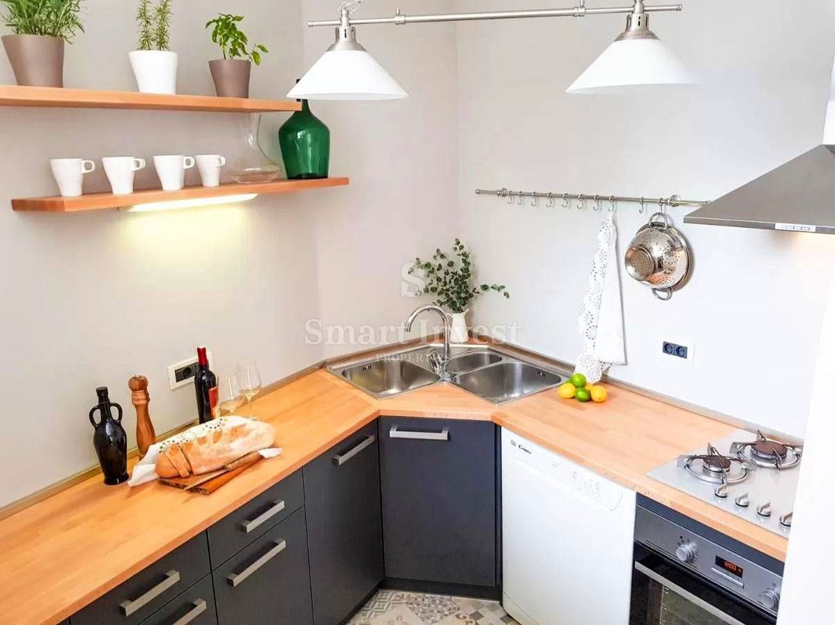 OPATIJA - CENTER, 3-bedrooms apartment with garden and parking near the sea
