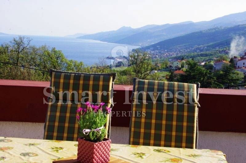 OPATIJA - MATULJI, Beautiful family house with sea view 