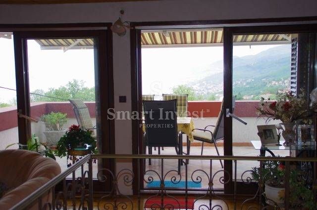 OPATIJA - MATULJI, Beautiful family house with sea view 