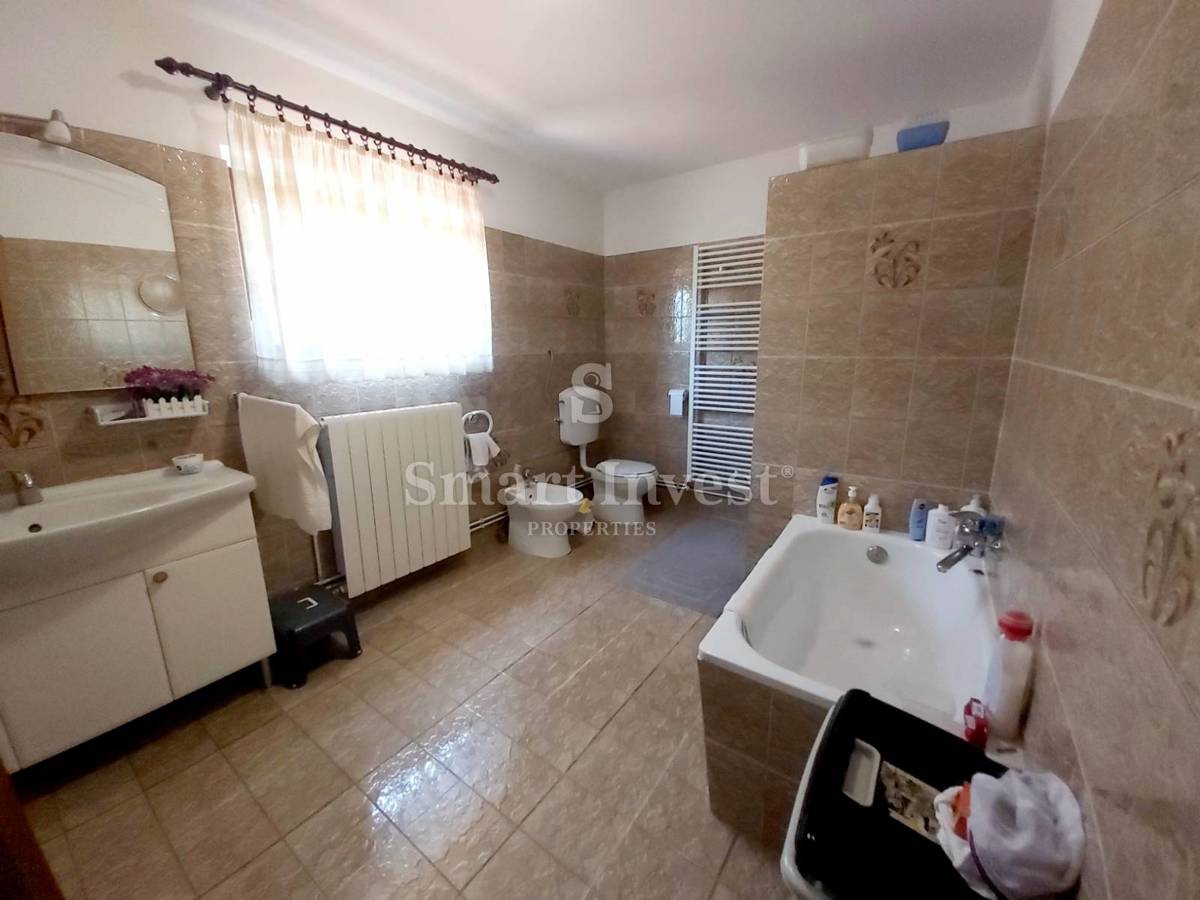 OPATIJA - RUKAVAC, House of 400 m2 with a panoramic sea view