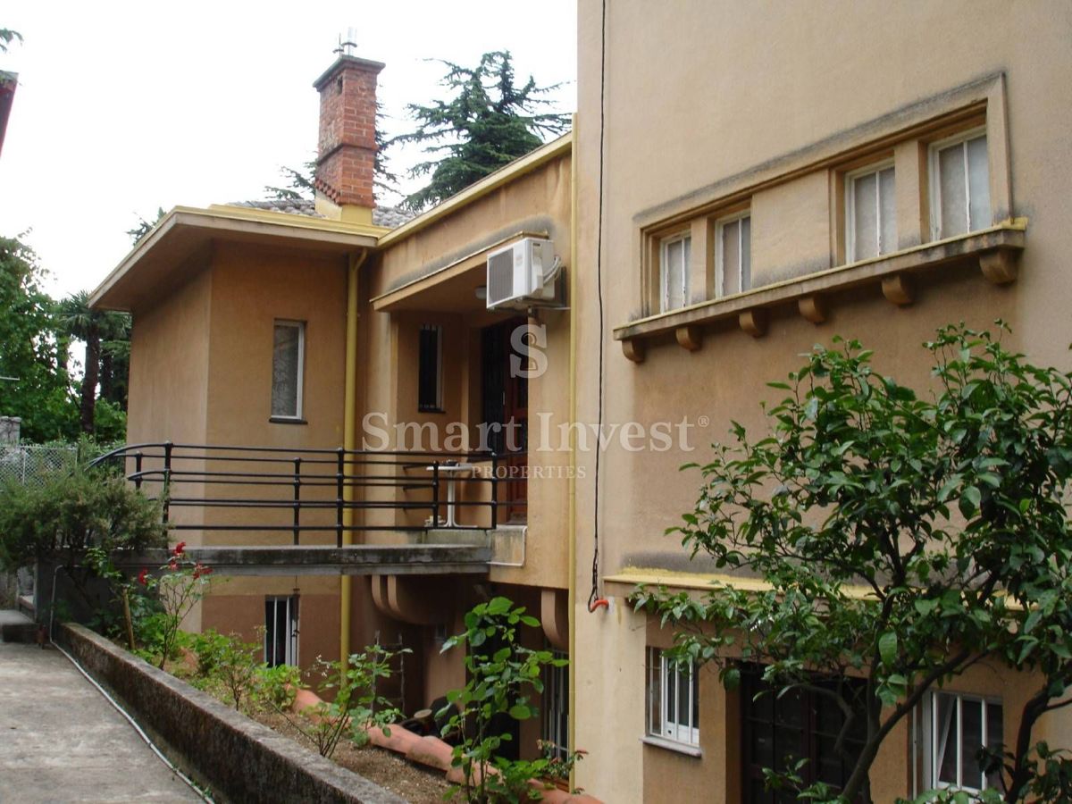 Hiša Pećine, Rijeka, 400m2