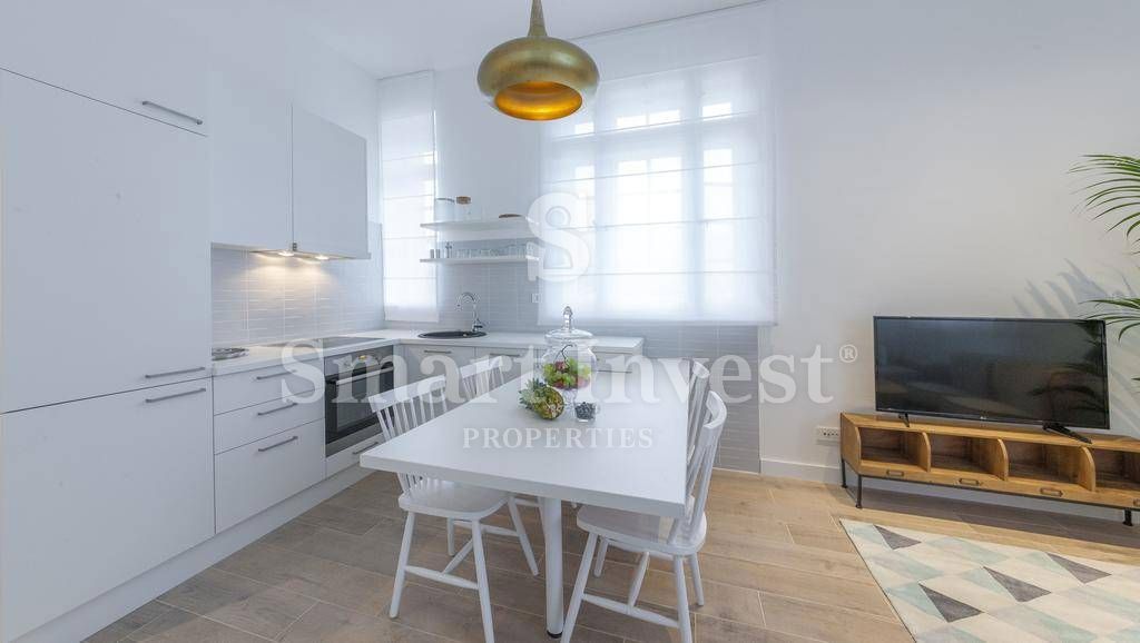 OPATIJA, Five apartments in the very center, 150 m to the sea
