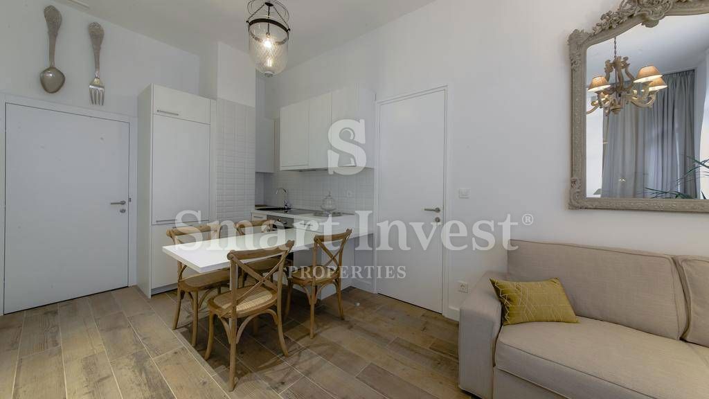 OPATIJA, Five apartments in the very center, 150 m to the sea