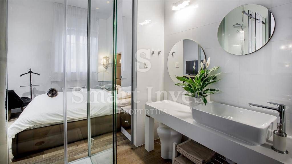OPATIJA, Five apartments in the very center, 150 m to the sea