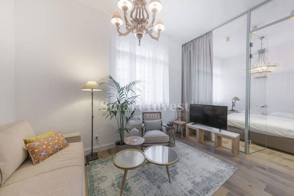OPATIJA, Five apartments in the very center, 150 m to the sea