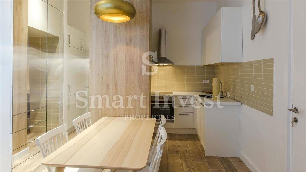 OPATIJA, Five apartments in the very center, 150 m to the sea