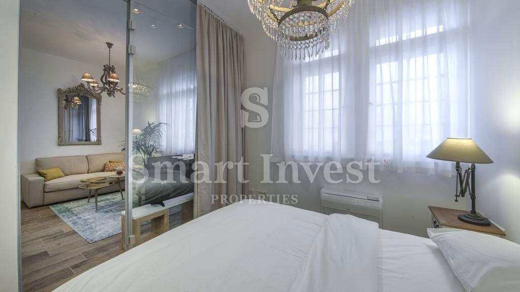 OPATIJA, Five apartments in the very center, 150 m to the sea