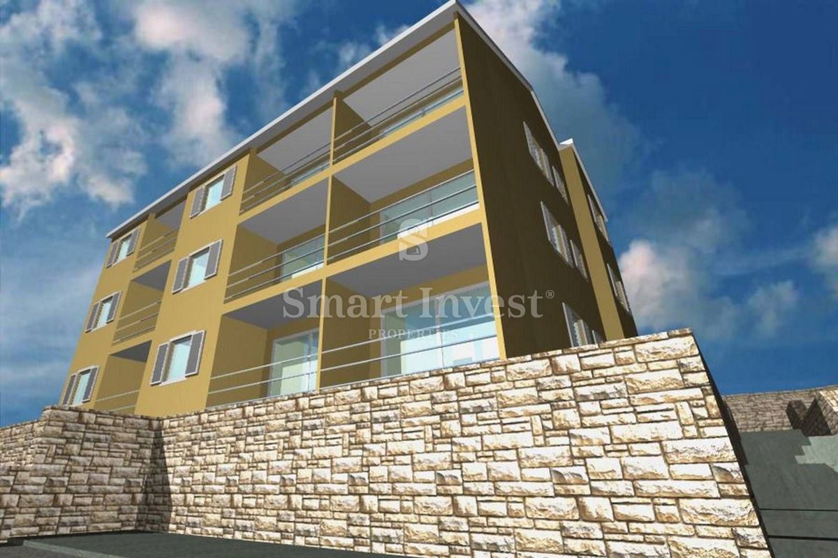 OPATIJA - POBRI, Zemljišče 1440 m2 z gradbenim dovoljenjem in pogledom na morje