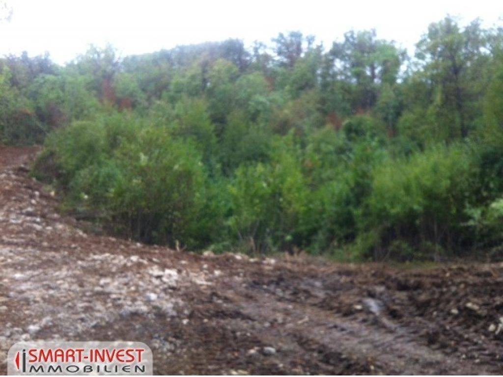 OPATIJA - MATULJI, Zazidljivo zemljišče 715 m2 na mirni lokaciji, prodamo