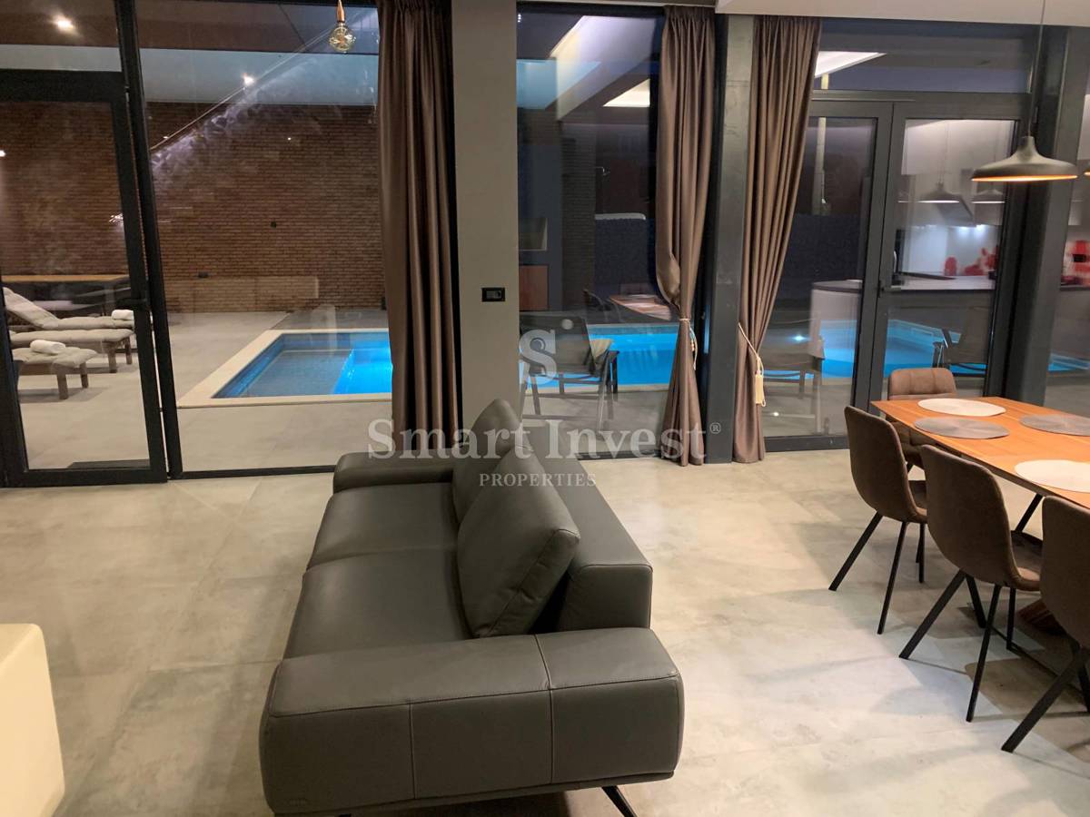 ISTRIA - MEDULIN, MODERN 4-BEDROOMS VILLA WITH SEA VIEW