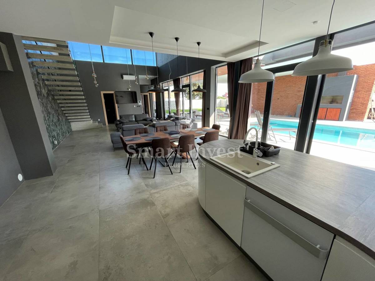 ISTRIA - MEDULIN, MODERN 4-BEDROOMS VILLA WITH SEA VIEW