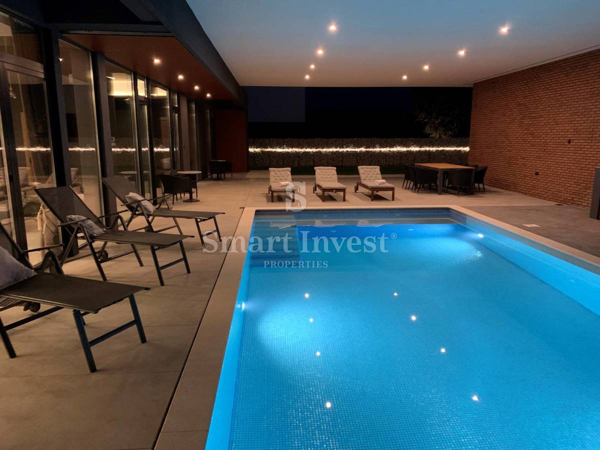ISTRIA - MEDULIN, MODERN 4-BEDROOMS VILLA WITH SEA VIEW