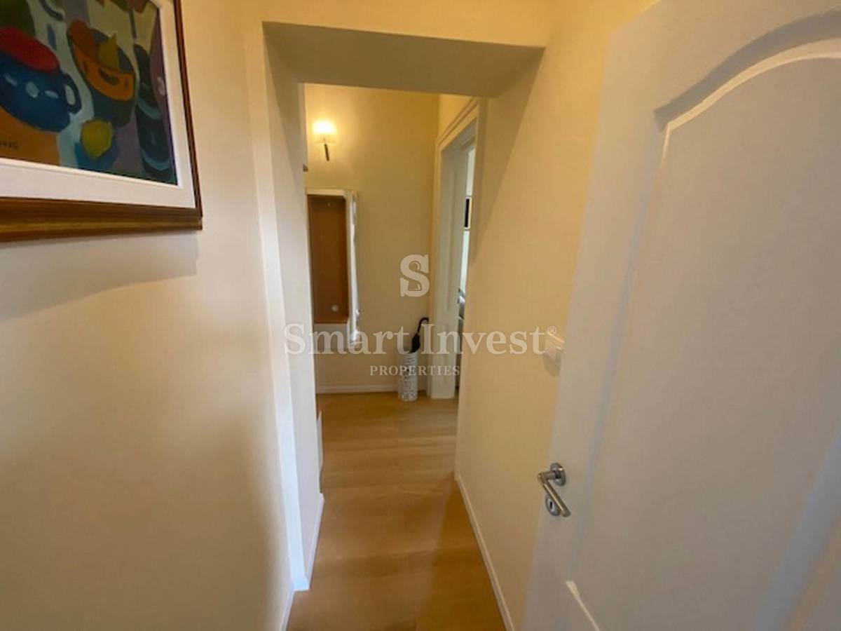 OPATIJA, Prenovljeno 3-sobno  stanovanje prva linija do morja!