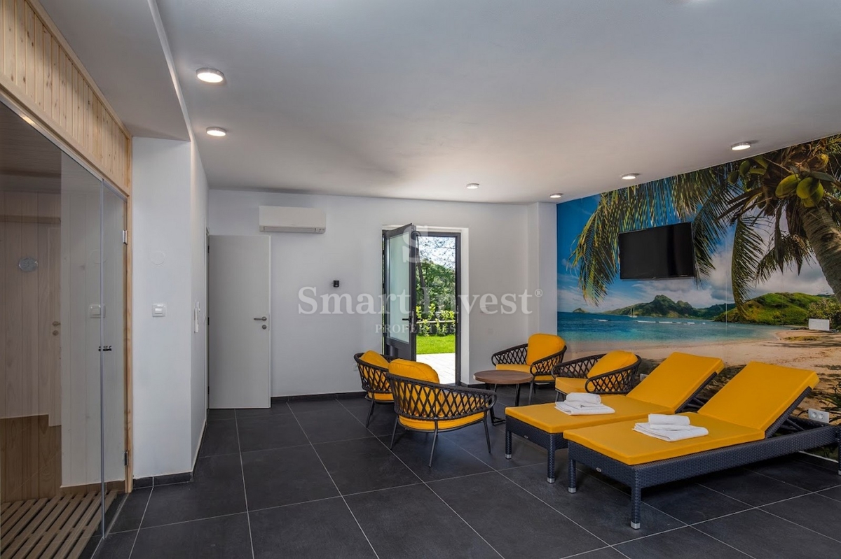 OPATIJSKA RIVIERA, moderna vila s 7 spalnicami, bazenom in spajem