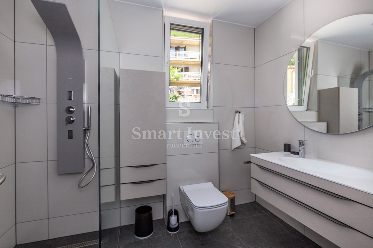 OPATIJSKA RIVIERA, moderna vila s 7 spalnicami, bazenom in spajem