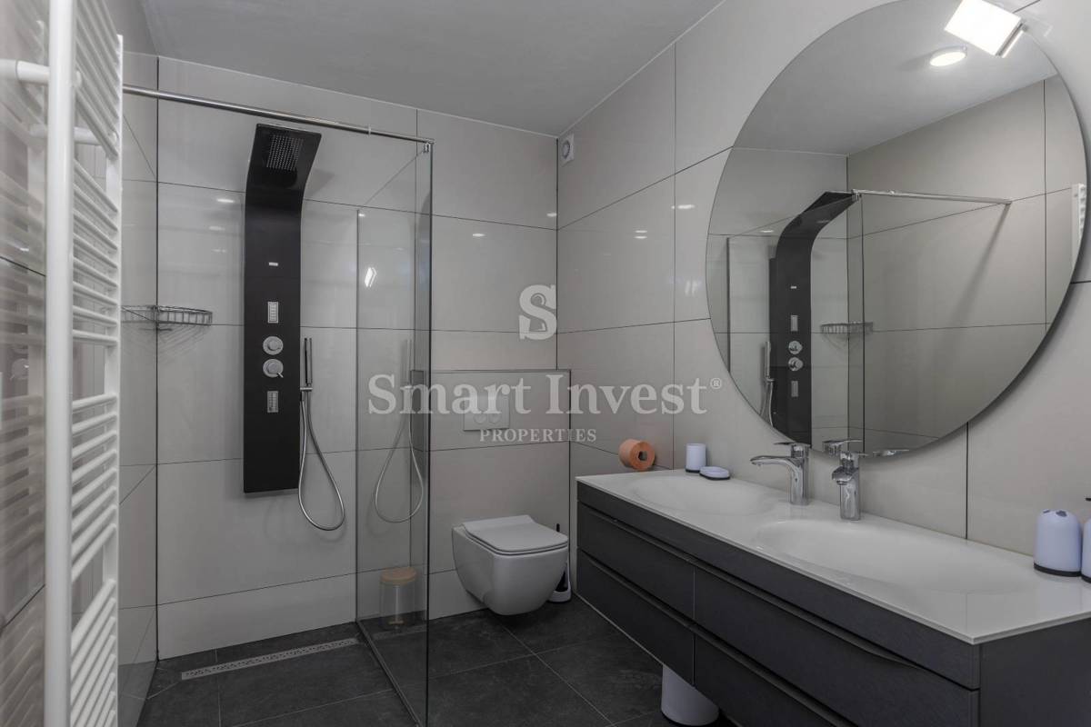 OPATIJA RIVIERA, Modern 7-bedrooms villa with pool and spa