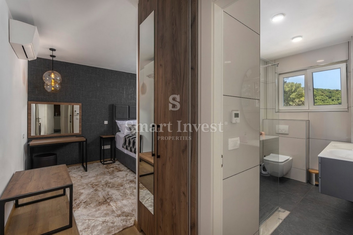 OPATIJSKA RIVIERA, moderna vila s 7 spalnicami, bazenom in spajem