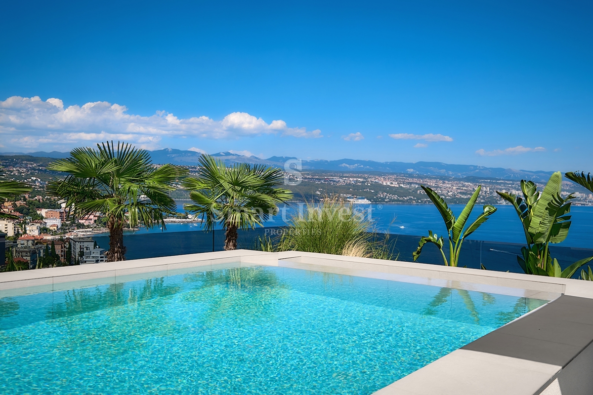 OPATIJA, luksuzni penthouse s strešnim bazenom in odprtim pogledom na morje (S3)